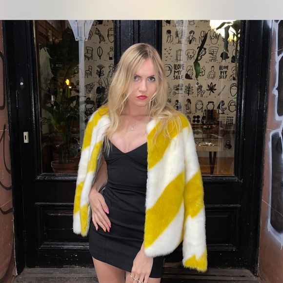 Sam Edelman Jackets & Blazers - Sam Edelman Yellow and White Striped Faux Fur Cardigan